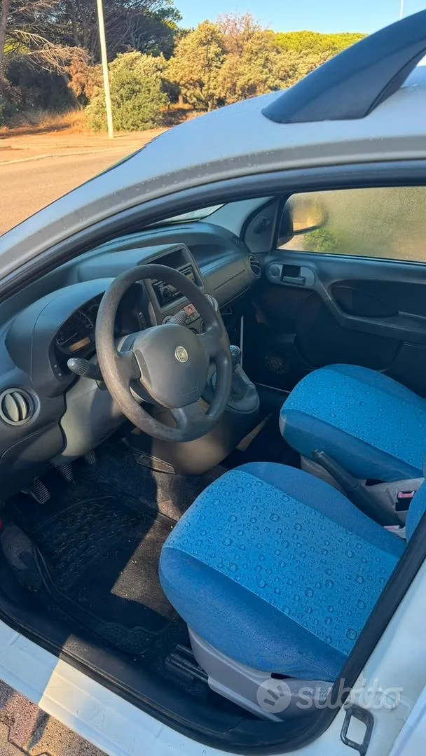 Fiat Panda 2012 photo 2