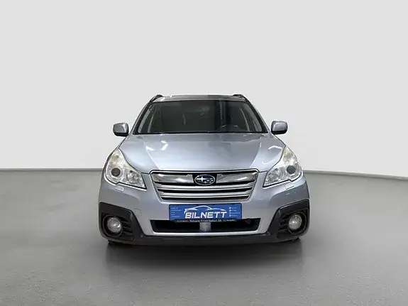Subaru Outback 2013 photo 2