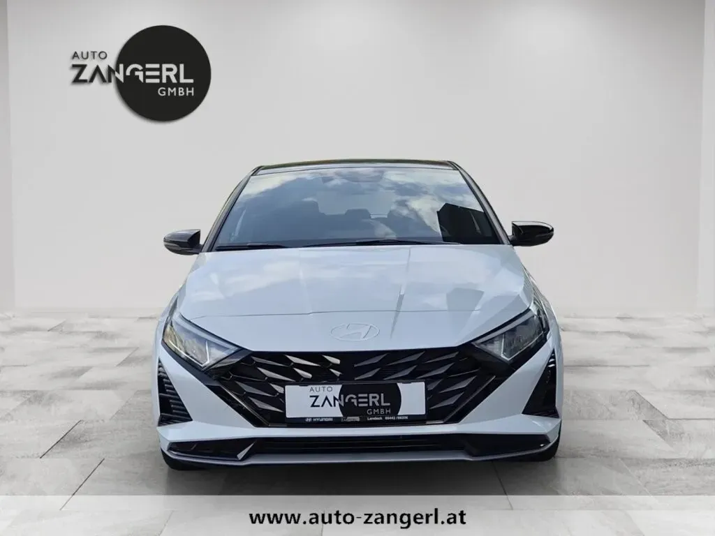 Hyundai I20 photo 2