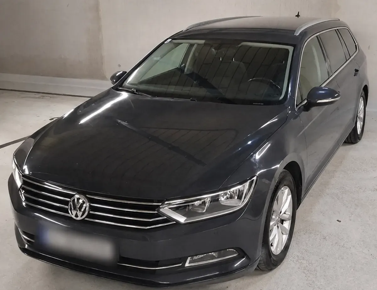 Volkswagen Passat 2017 photo 2