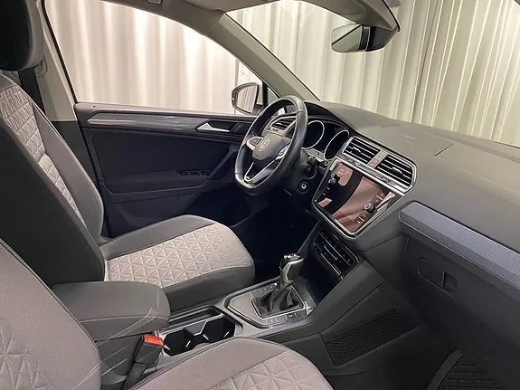 Volkswagen Tiguan 2023 photo 4