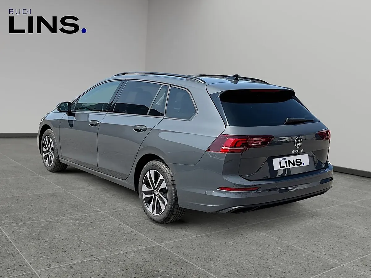 Volkswagen Golf 2026 photo 3