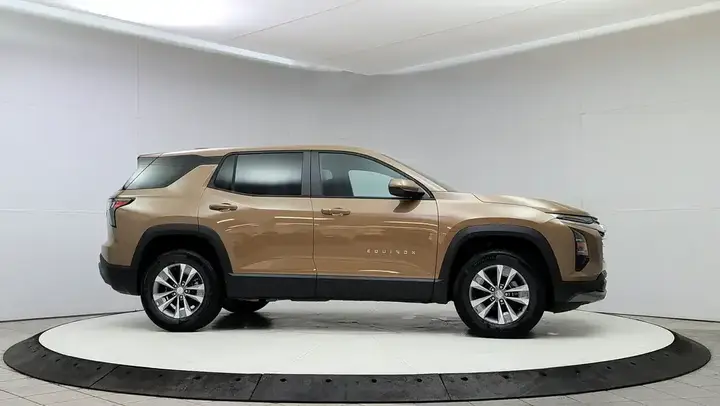 Chevrolet Equinox 2027 photo 2