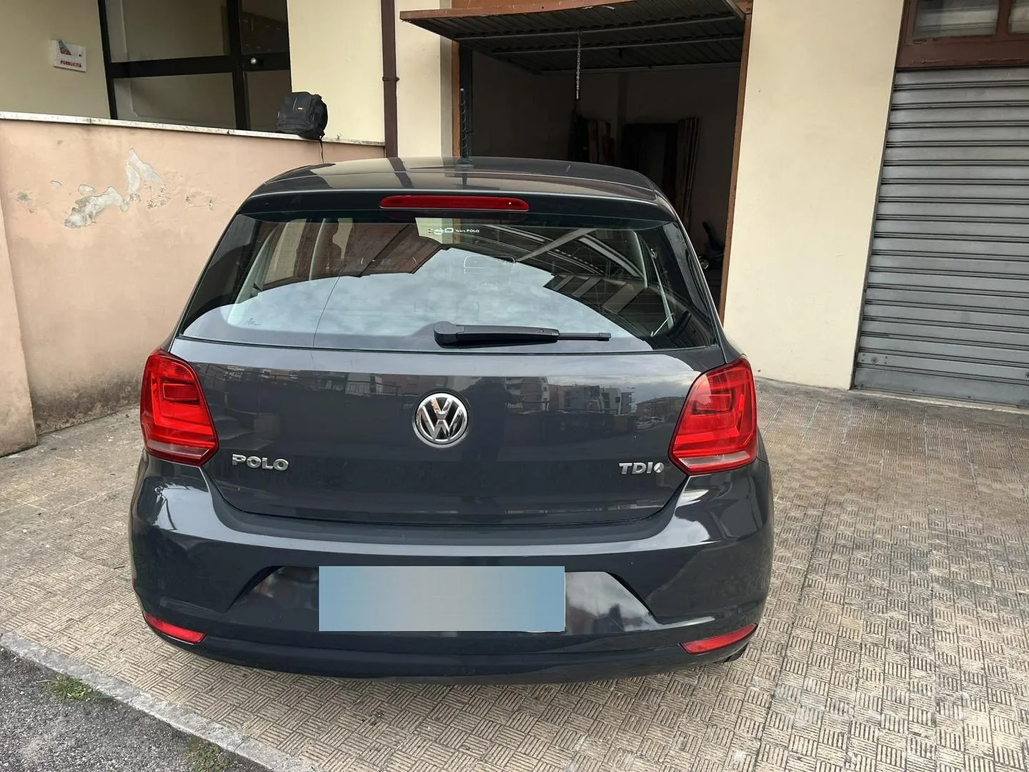 Volkswagen Polo 2015 photo 3