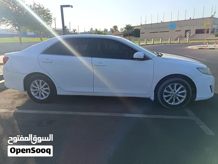 Toyota Camry 2014 photo 3