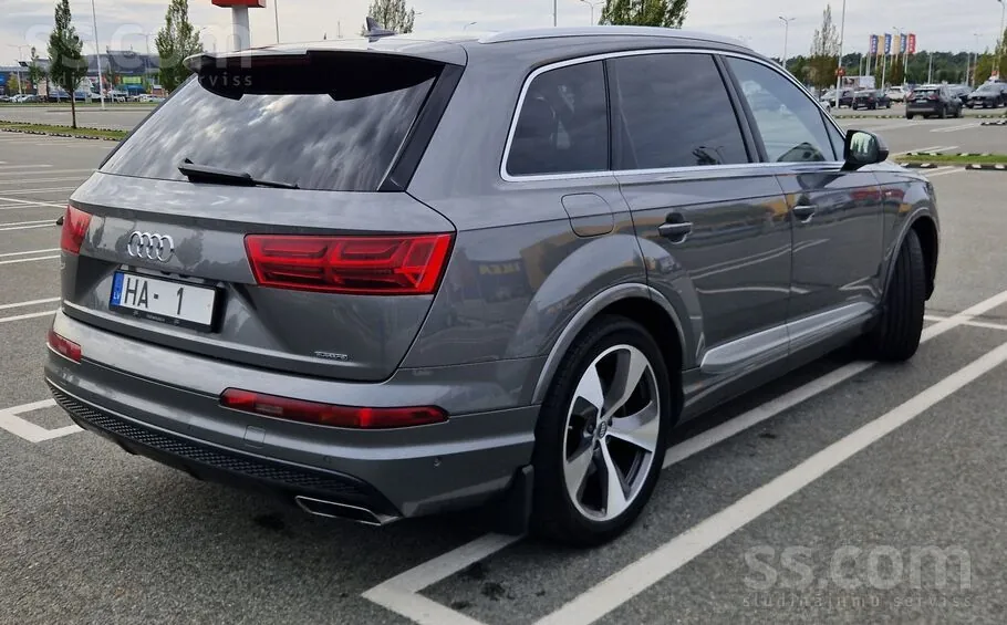 Audi Q7 2016 photo 3