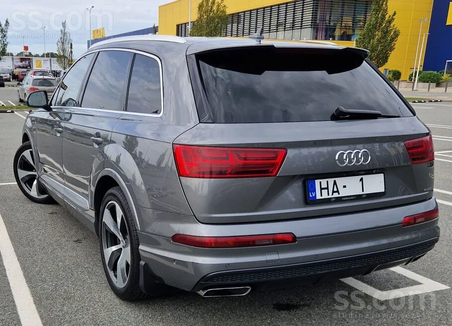 Audi Q7 2016 photo 4