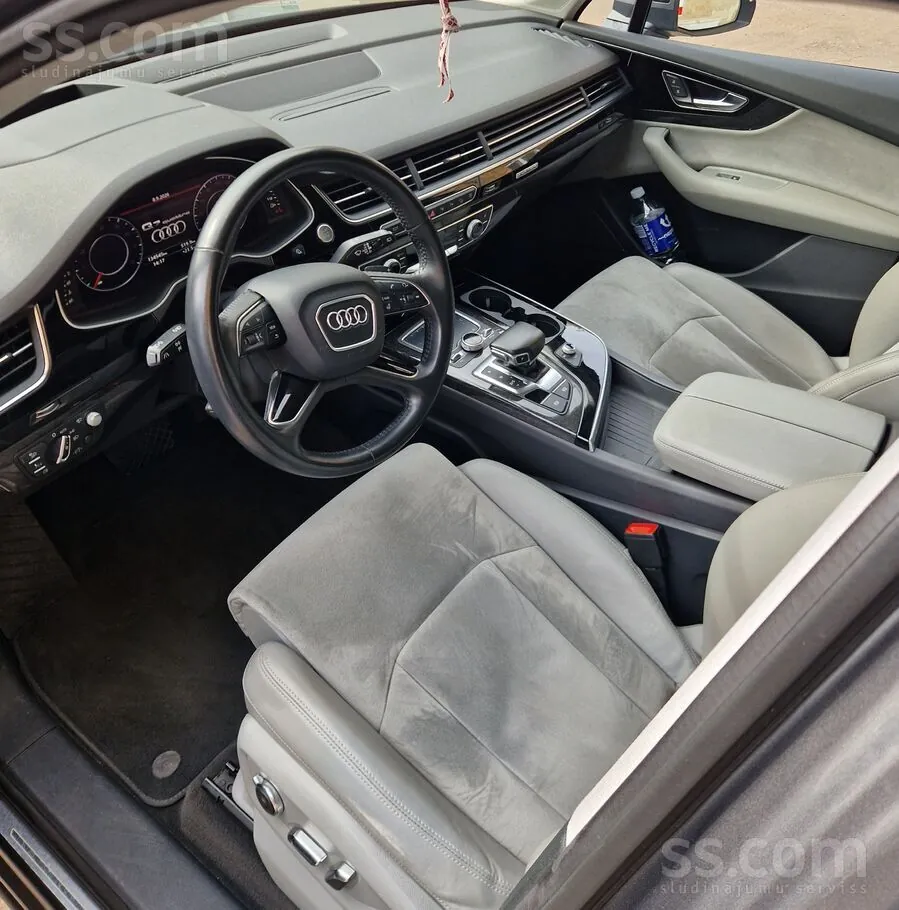 Audi Q7 2016 photo 5