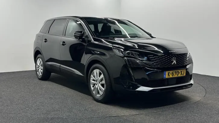 Peugeot 5008 2021 photo 3