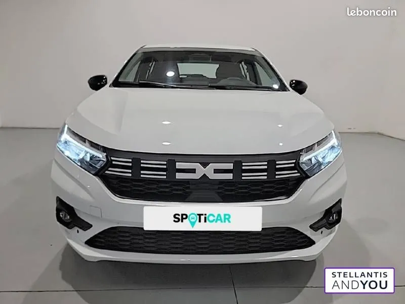 Dacia Sandero 2025 photo 2