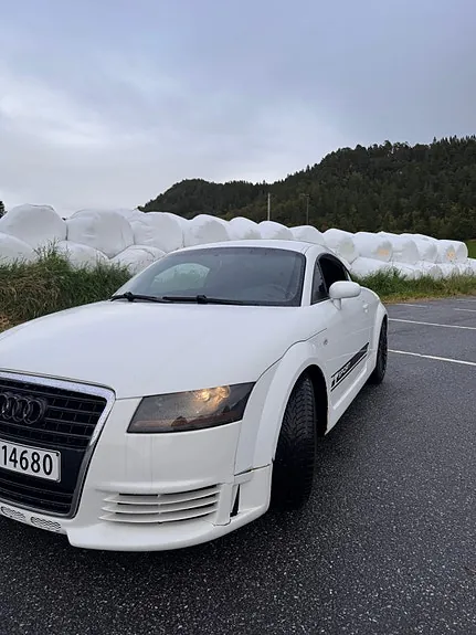 Audi Tt 1999 photo 3