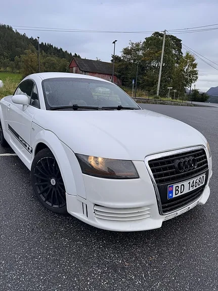 Audi Tt 1999 photo 5