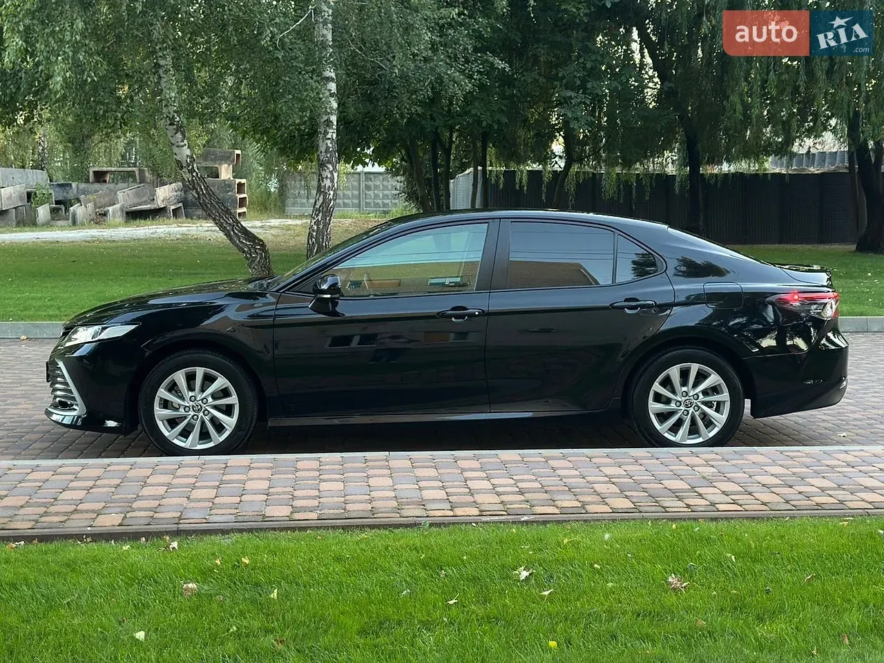 Toyota Camry 2024 photo 4