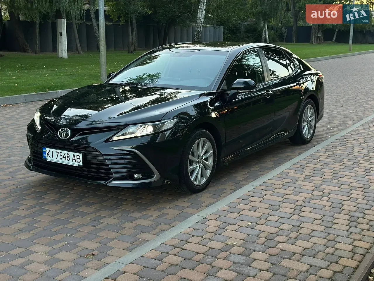 Toyota Camry 2024 photo 3