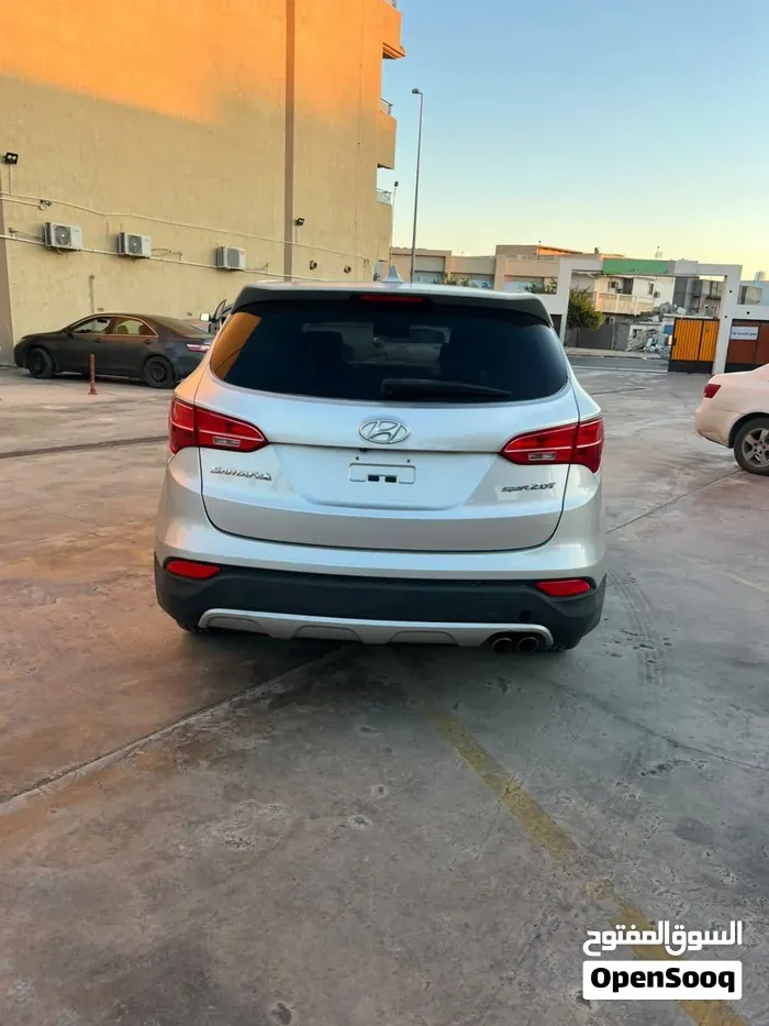 Hyundai Santa Fe 2013 photo 2
