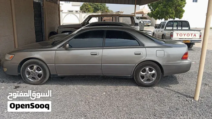 Lexus Es 300 1997 photo 2