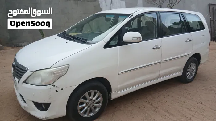Toyota Innova 2012 photo 4