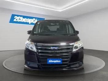Toyota Noah 2015 photo 3
