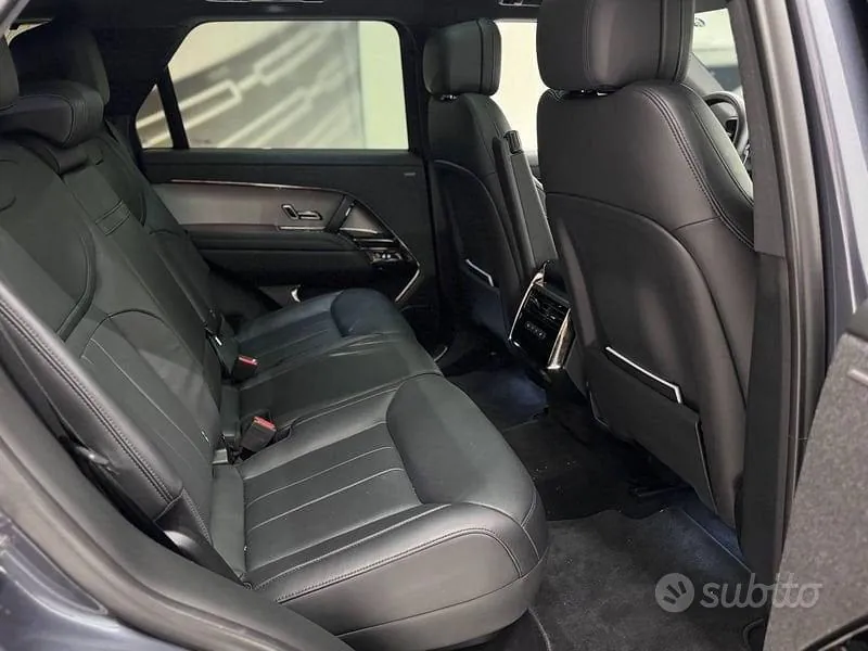 Land Rover Range Rover Sport 2025 photo 5