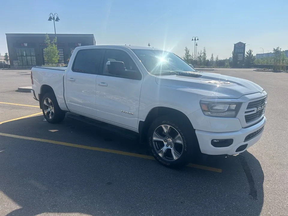 Dodge Ram 1500 Laramie 2024 photo 2