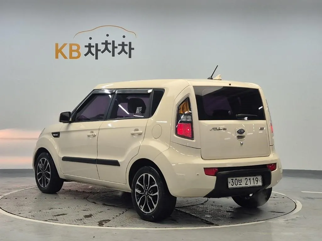 Kia Soul 2011 photo 2