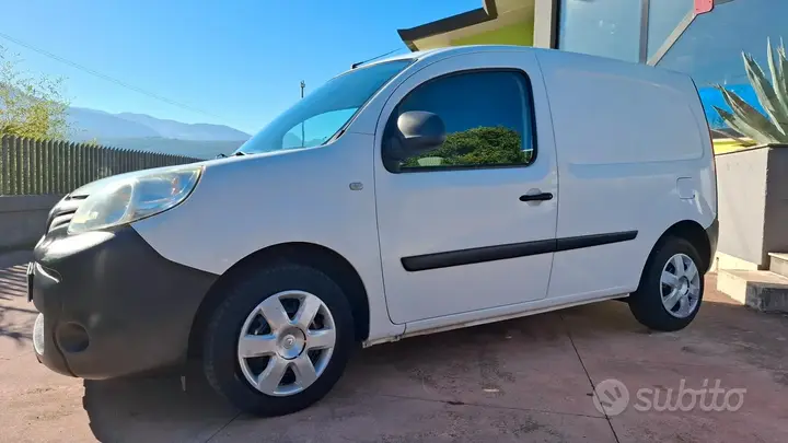 Renault Kangoo 2015 photo 4