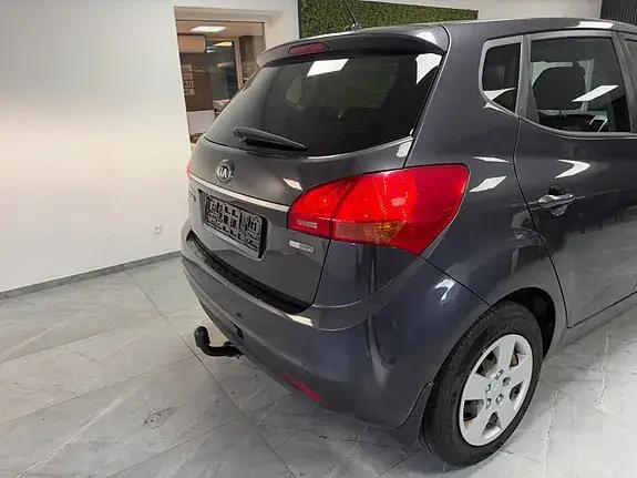 Kia Venga 2016 photo 5