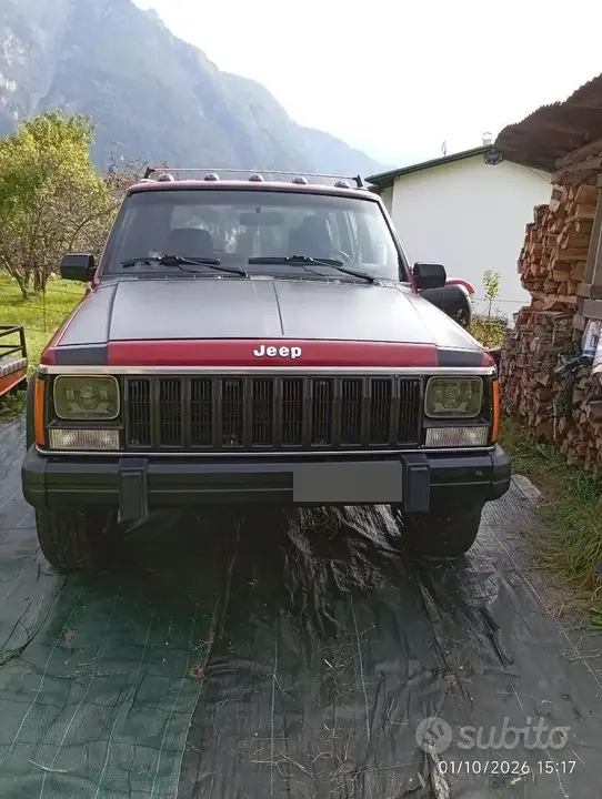 Jeep Cherokee
