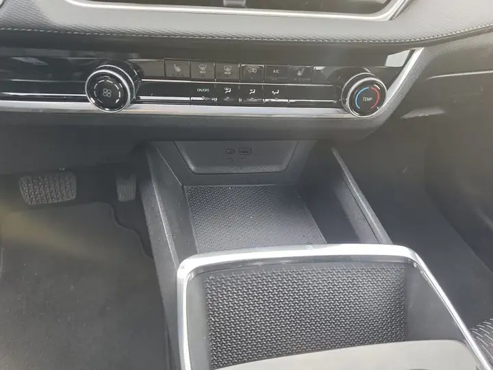 Chevrolet Equinox 2026 photo 4