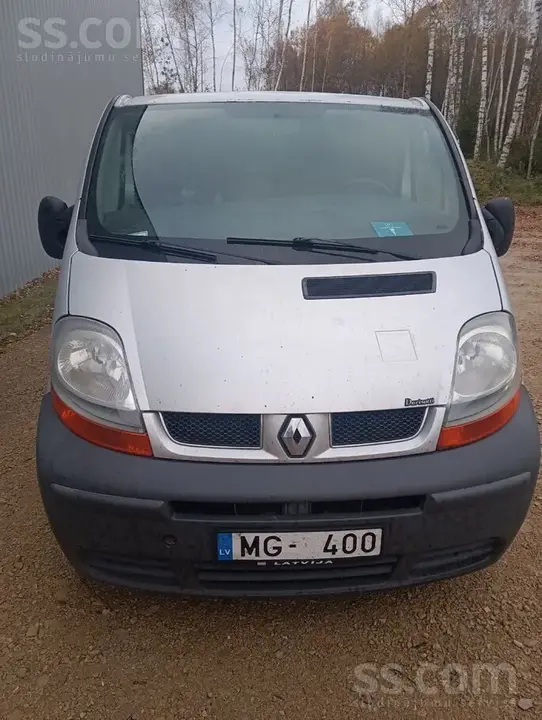 Renault Traffic 2006 photo 2