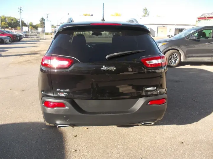 Jeep Cherokee 2016 photo 4