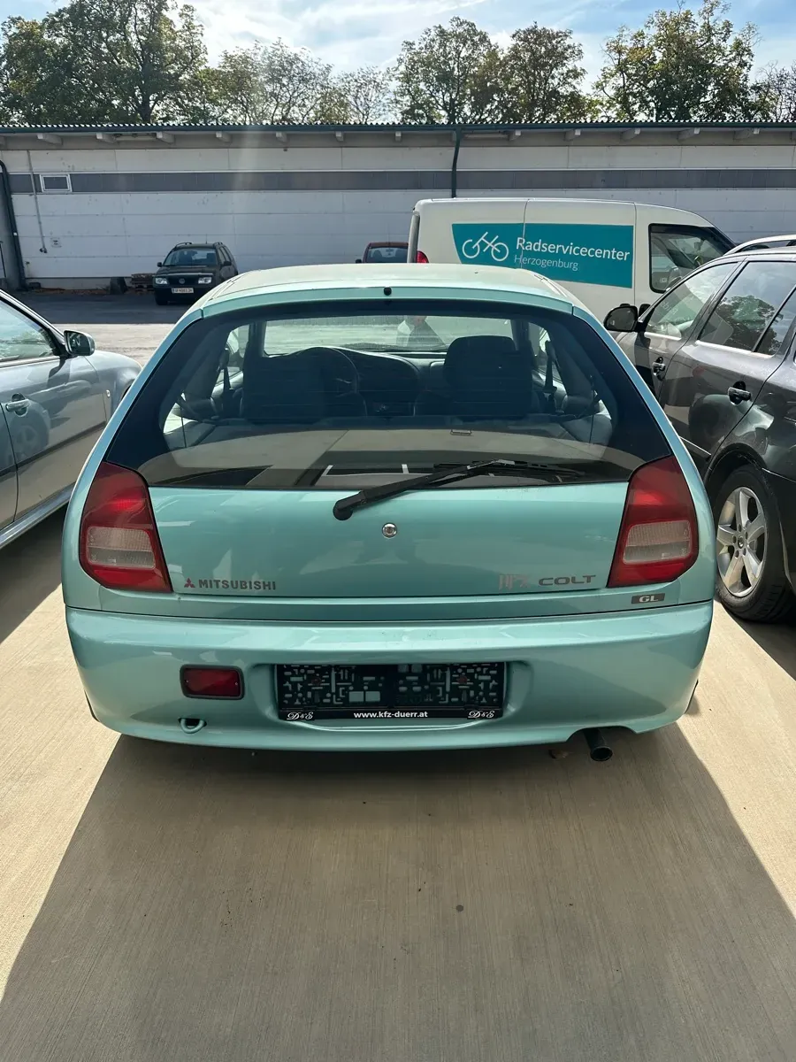 Mitsubishi Colt