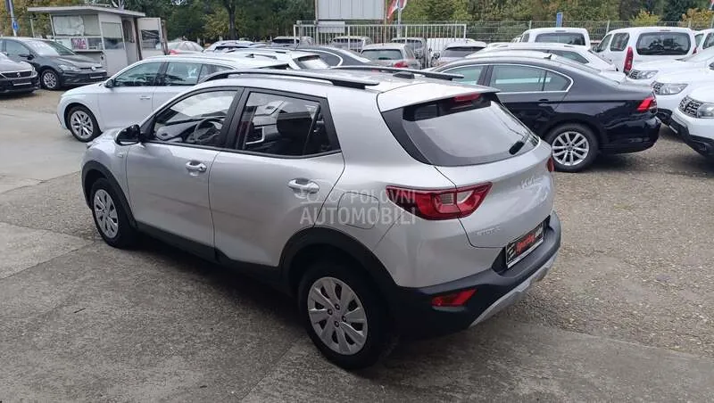 Kia Stonic 2023 photo 4