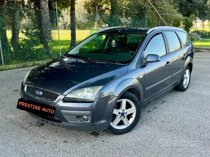 Ford Focus 2006 photo 2
