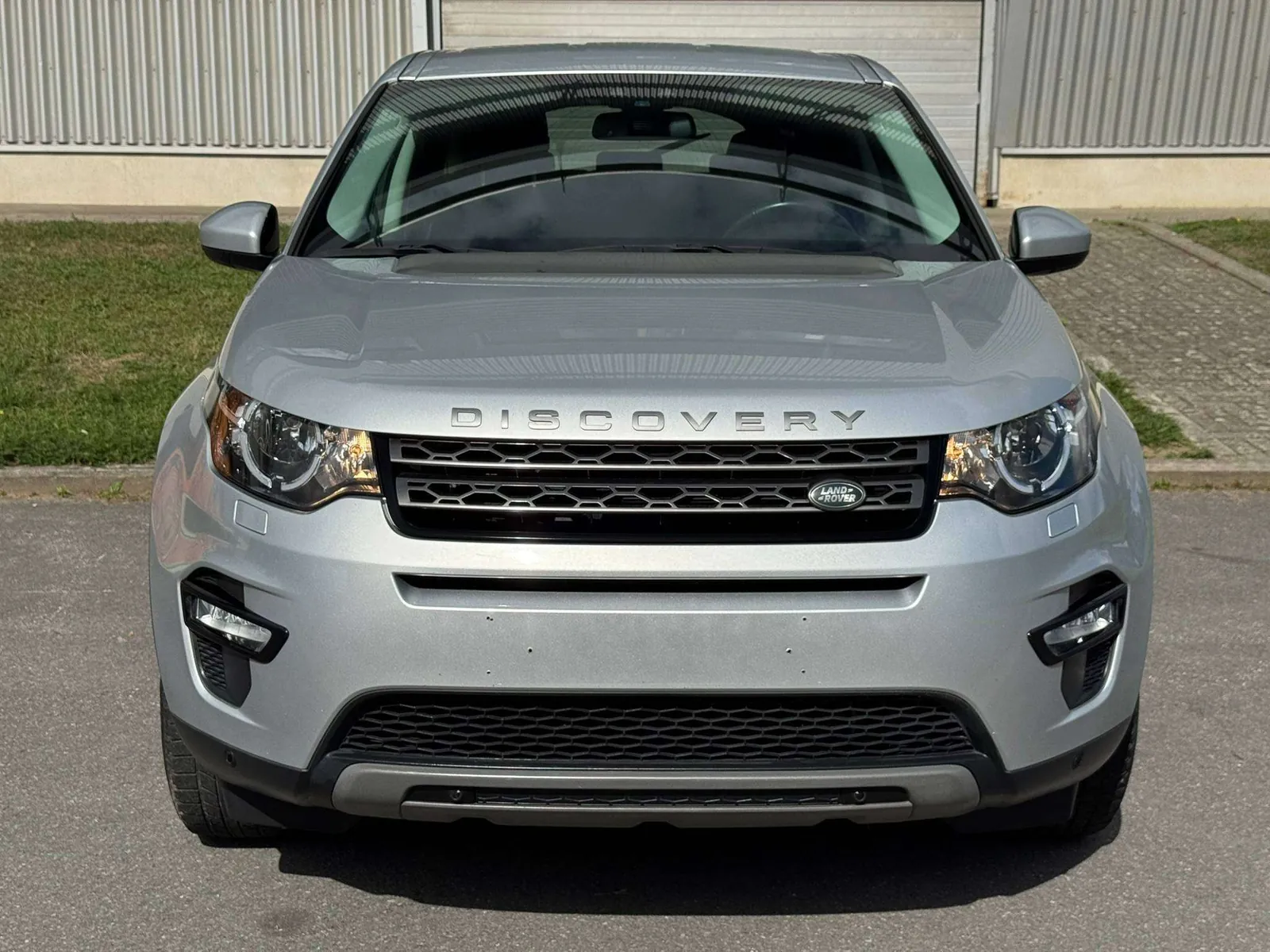 Land Rover Discovery Sport 2016 photo 5