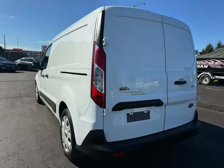 Ford Transit Connect 2022 photo 3