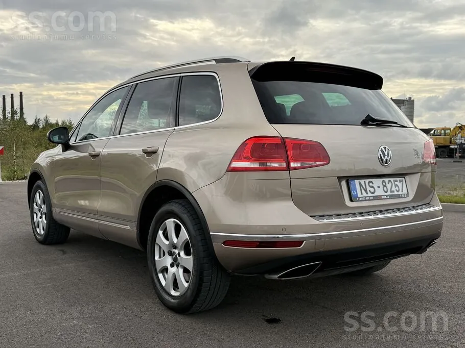 Volkswagen Touareg 2017 photo 2