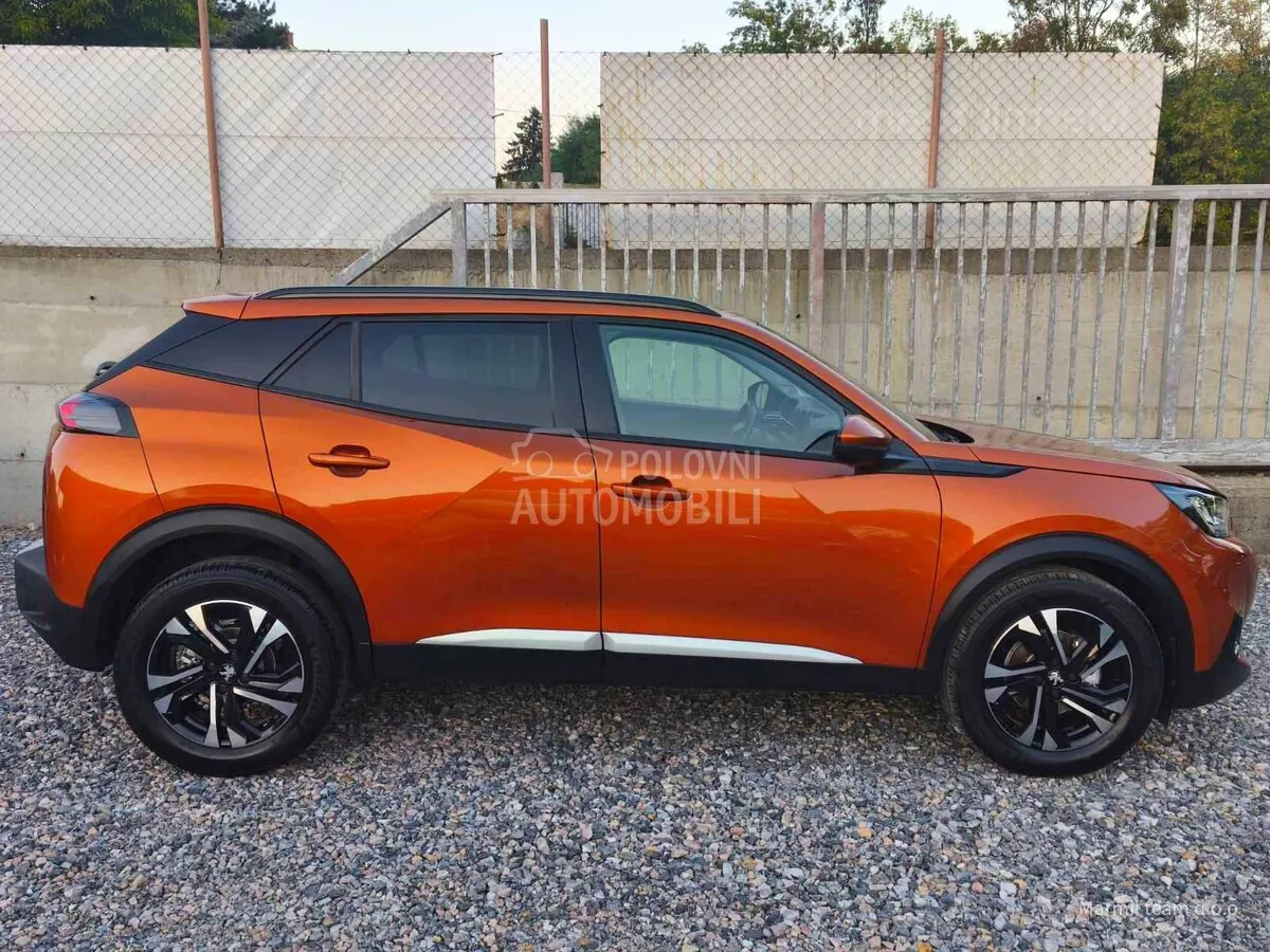 Peugeot 2008 2021 photo 4