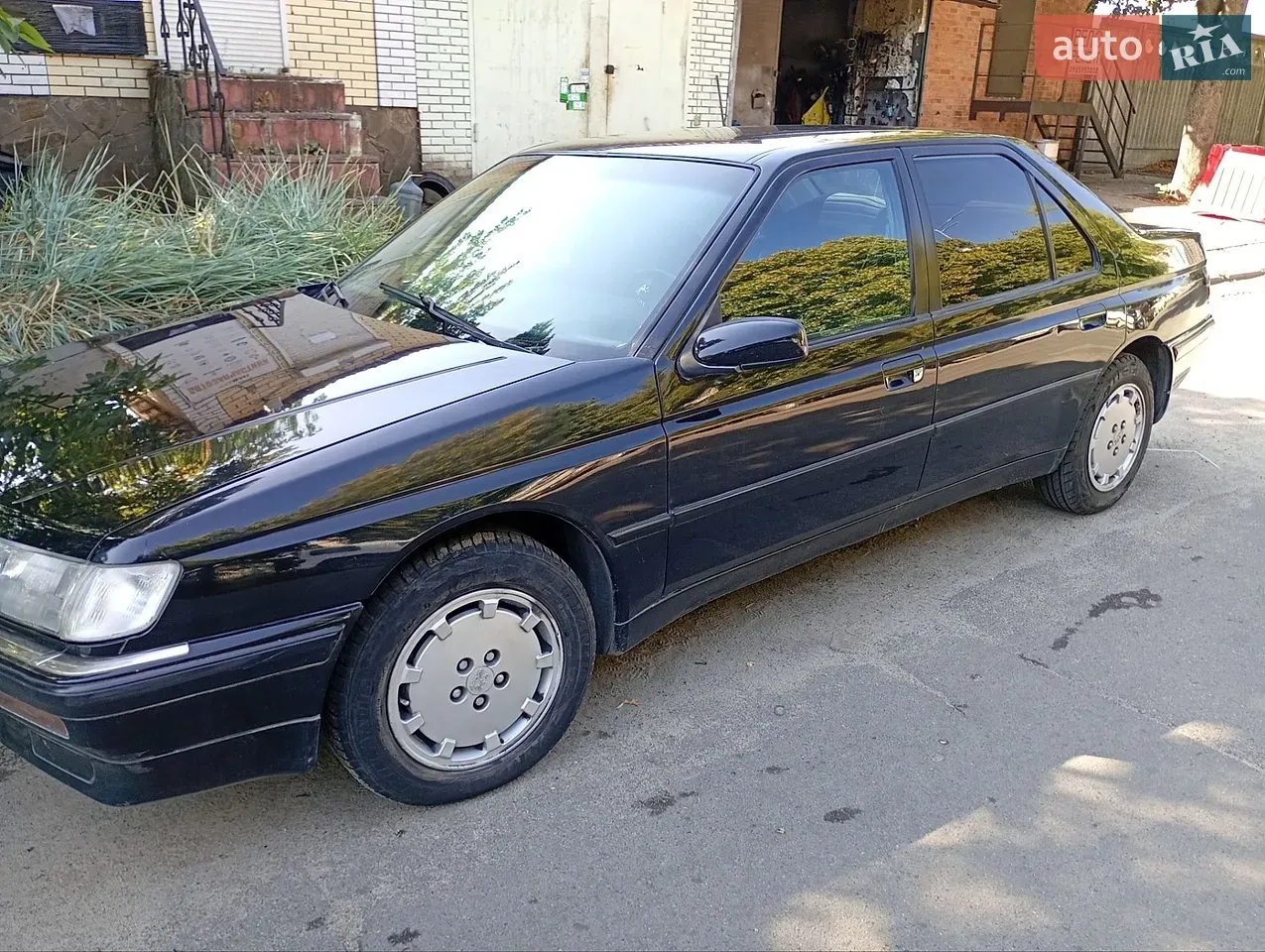 Peugeot 605 1992 photo 2