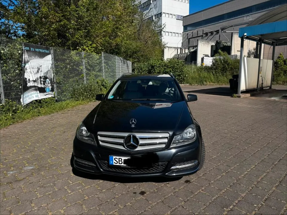 Mercedes-Benz C180