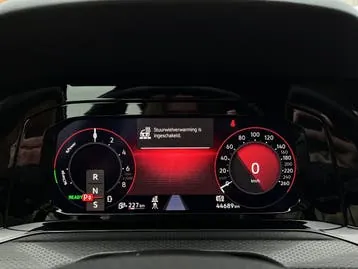 Volkswagen Golf 2021 photo 3