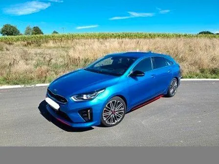 Kia Proceed