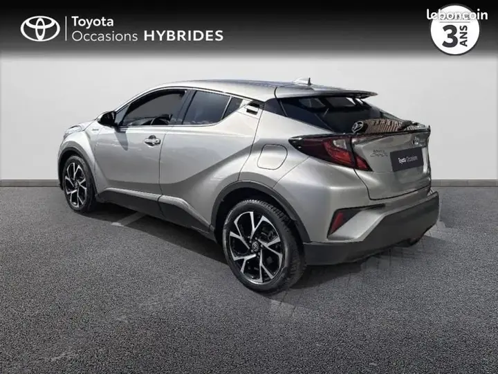 Toyota C-Hr 2020 photo 2