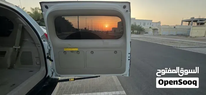 Toyota Prado 2011 photo 2