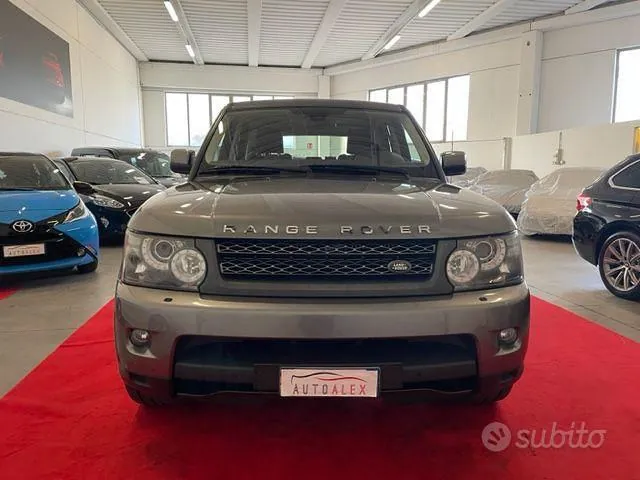 Land Rover Range Rover Sport 2011 photo 2