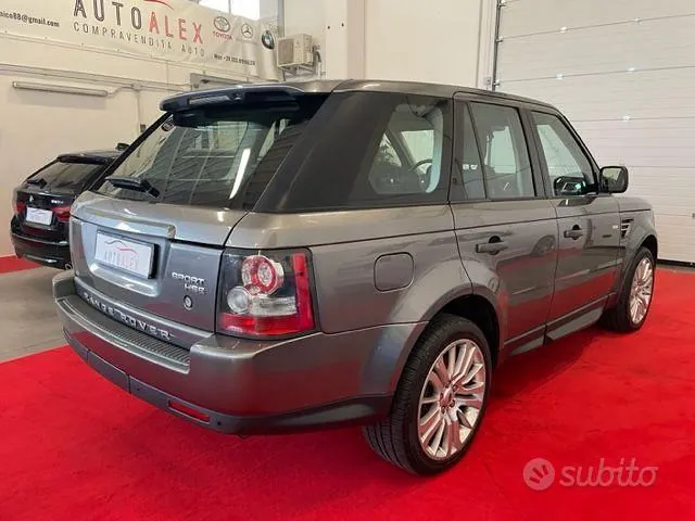 Land Rover Range Rover Sport 2011 photo 4