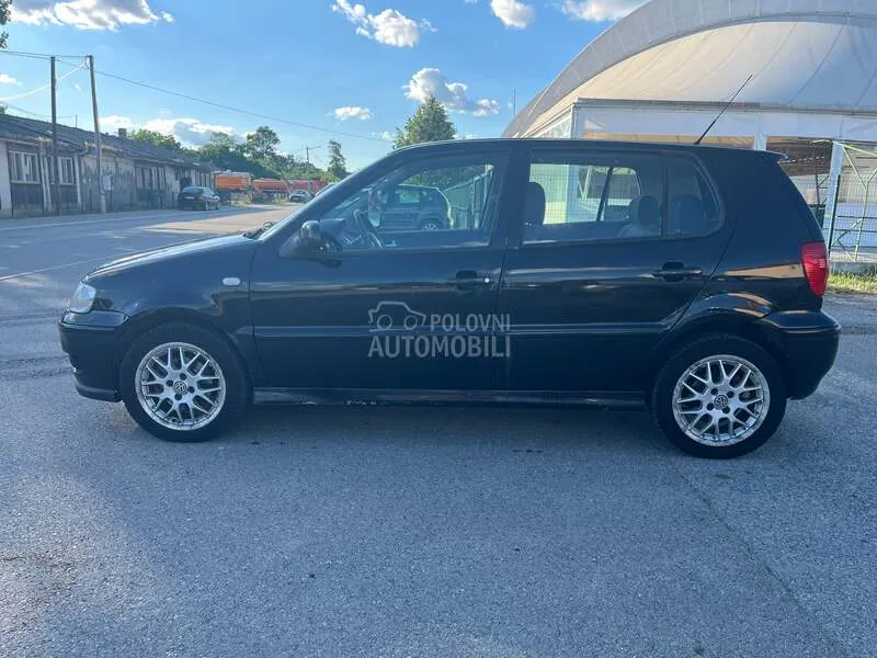 Volkswagen Polo 2001 photo 2