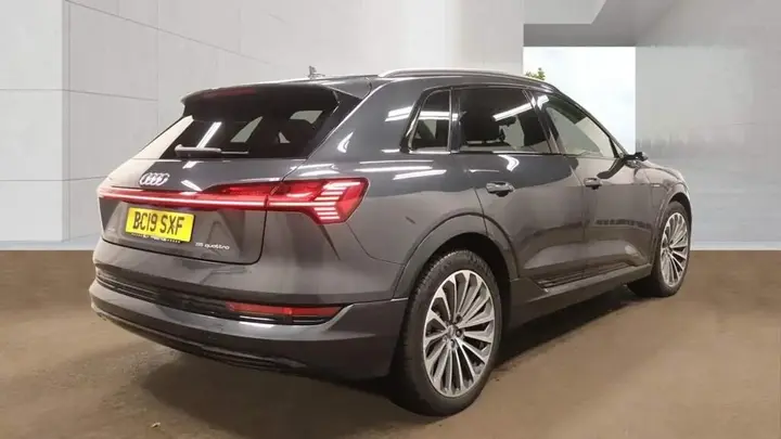 Audi E-Tron 2019 photo 4