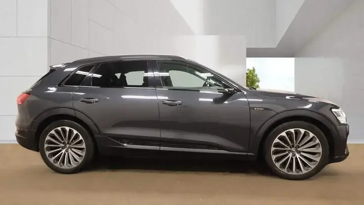 Audi E-Tron 2019 photo 5