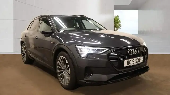 Audi E-Tron 2019 photo 2